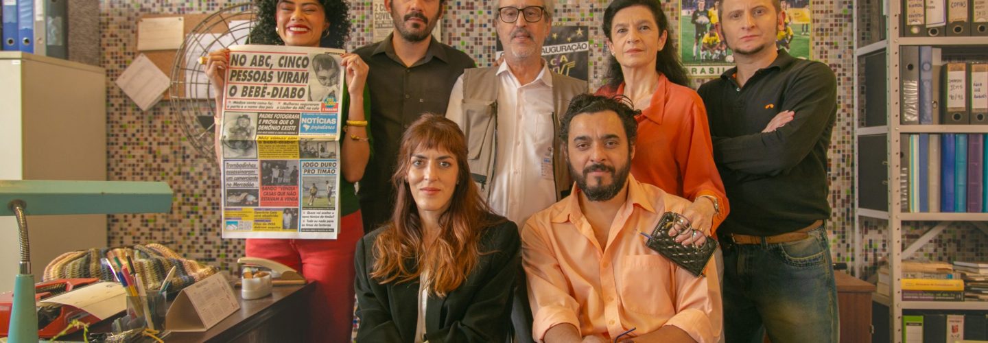 <h1>NOTICIAS POPULARES – EPISÓDIO 6 – FOGO AMIGO</h1><strong>SP, 37 MIN</strong>